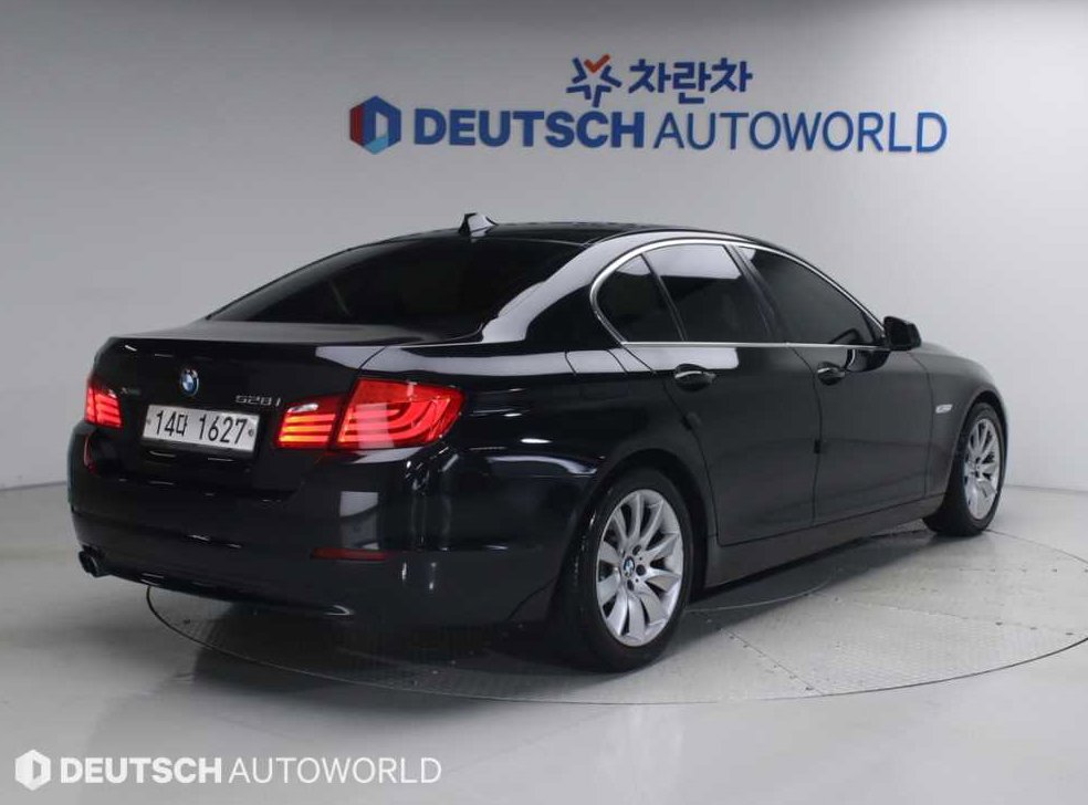 BMW 5시리즈 528i xDrive 사진 2