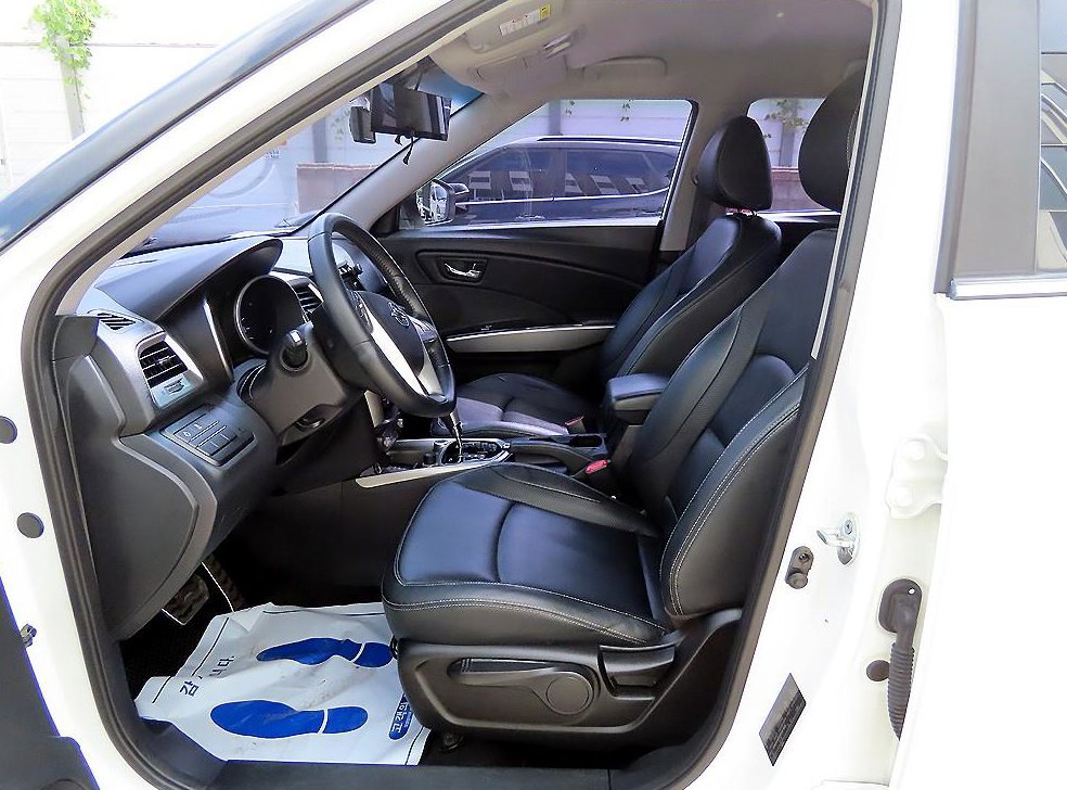 KG모빌리티(쌍용)  티볼리 가솔린 2WD 1.6 VX 사진 5