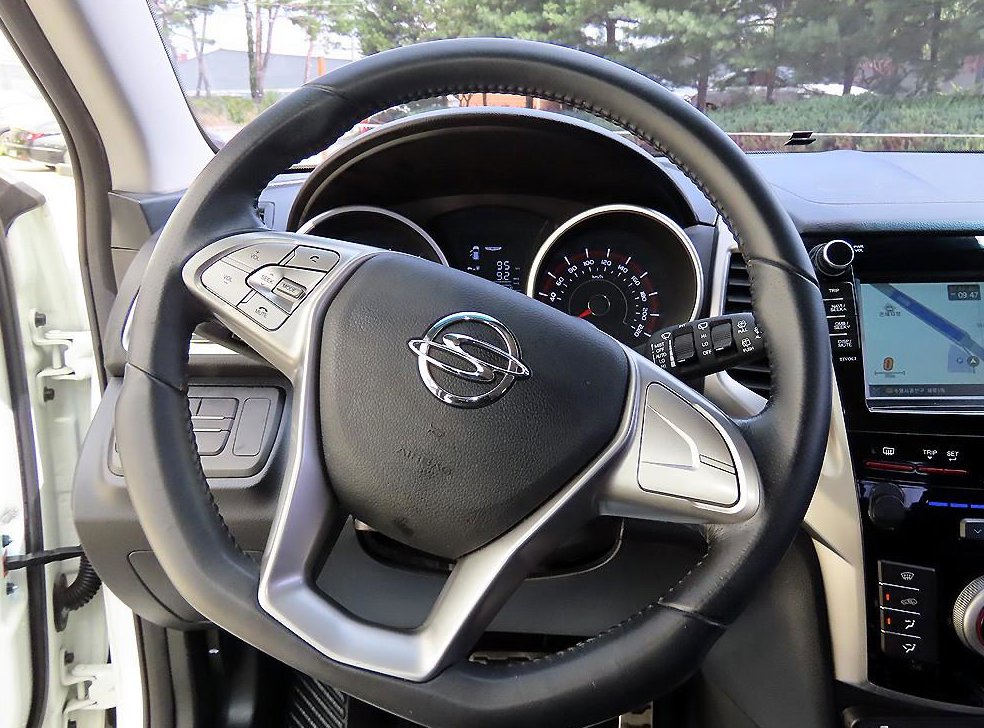 KG모빌리티(쌍용)  티볼리 가솔린 2WD 1.6 VX 사진 8