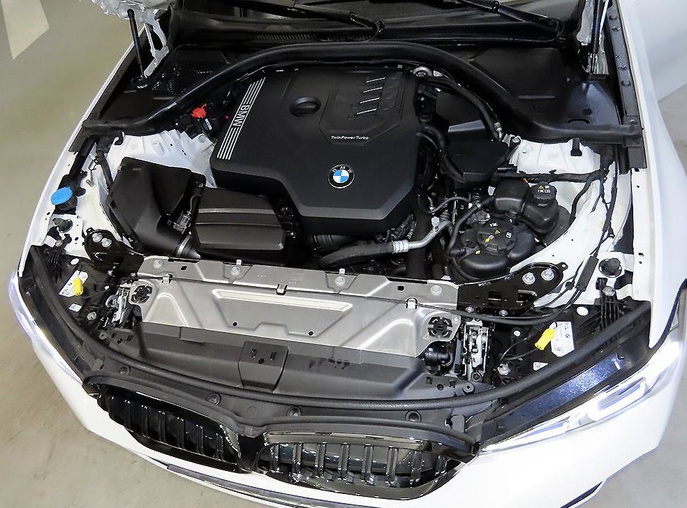 BMW 3시리즈 320i M 스포츠 사진 19