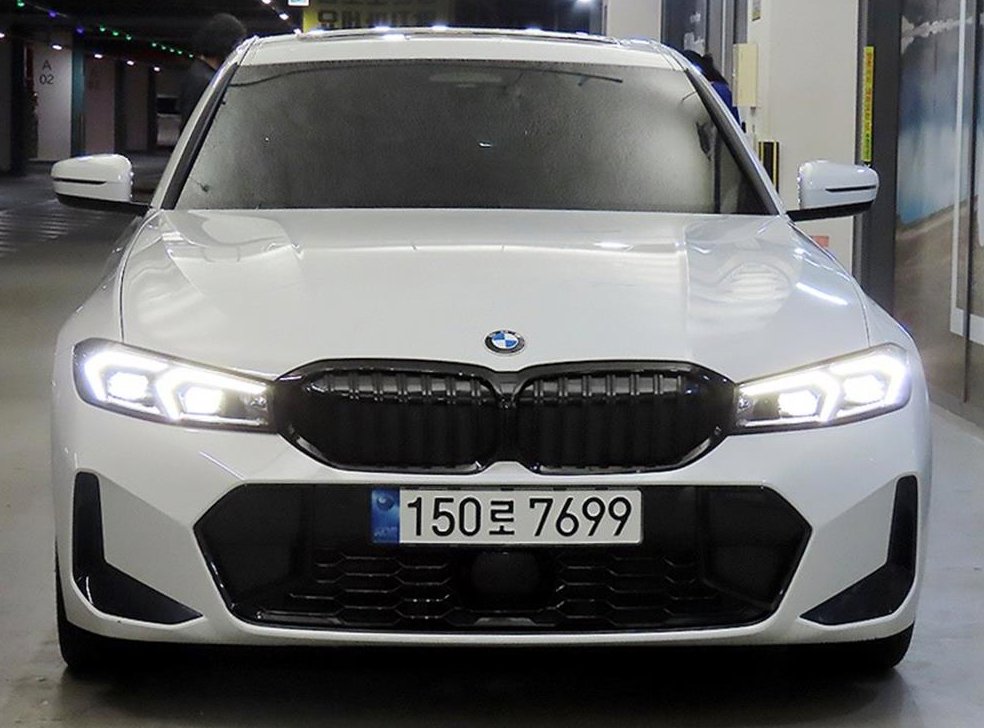 BMW 3시리즈 320i M 스포츠 사진 2