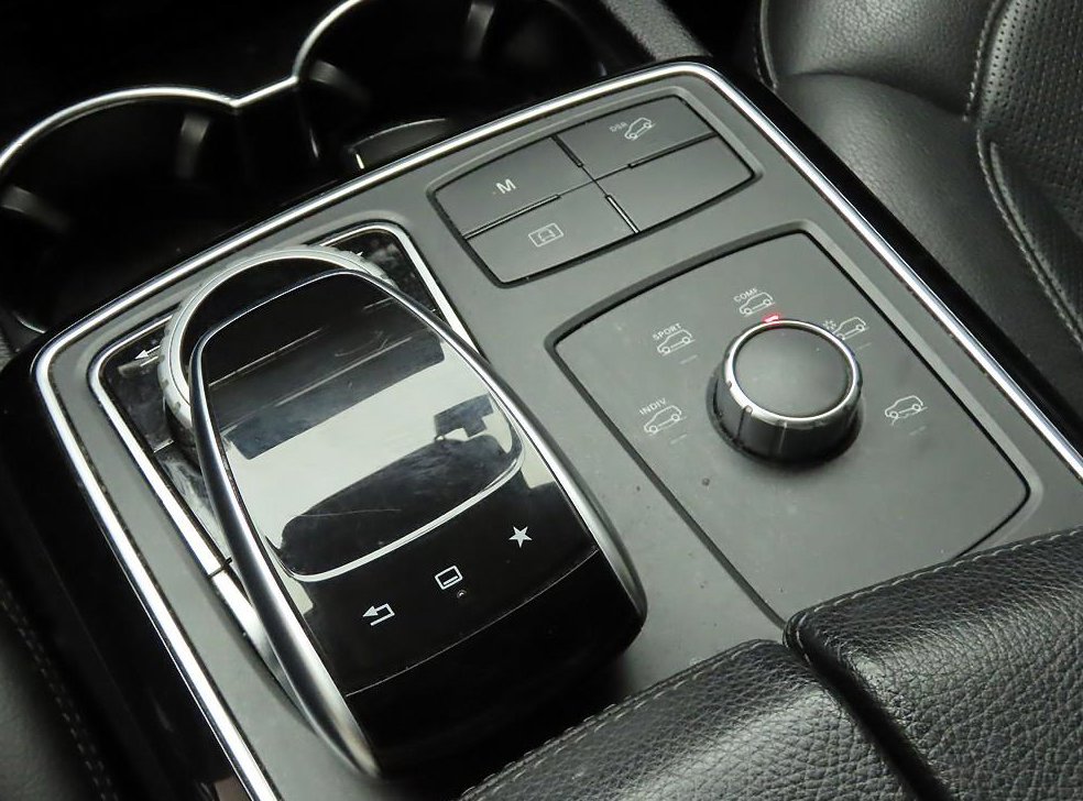 벤츠 GLE 클래스 GLE 350 d 4MATIC 사진 11