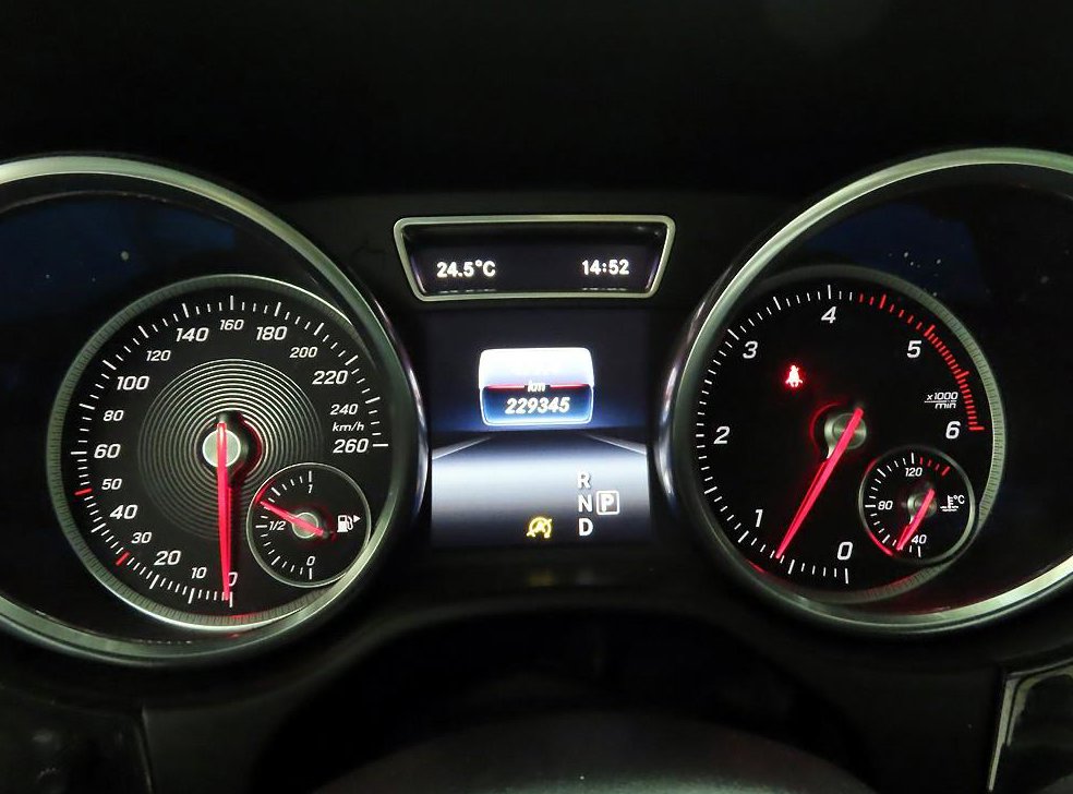 벤츠 GLE 클래스 GLE 350 d 4MATIC 사진 5