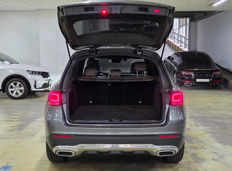 벤츠 GLC 클래스 GLC 300 4MATIC 사진 19