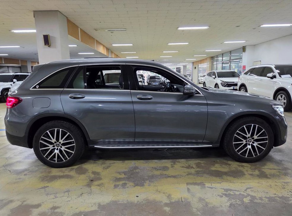 벤츠 GLC 클래스 GLC 300 4MATIC 사진 5