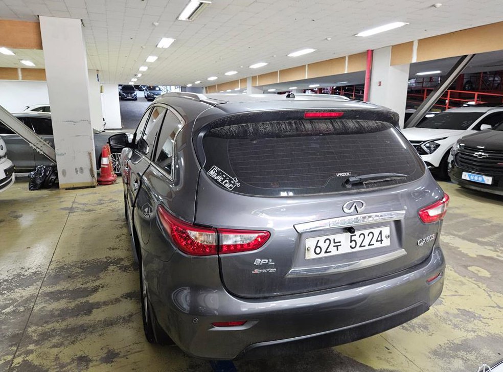 인피니티 QX 3.5 AWD 사진 3