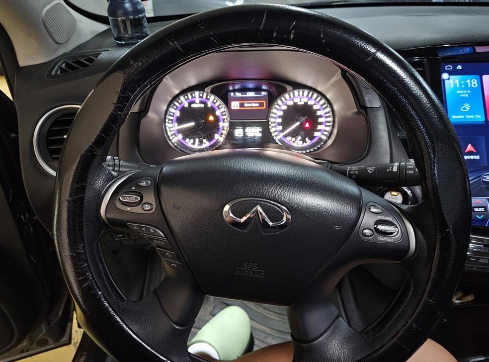 인피니티 QX 3.5 AWD 사진 5