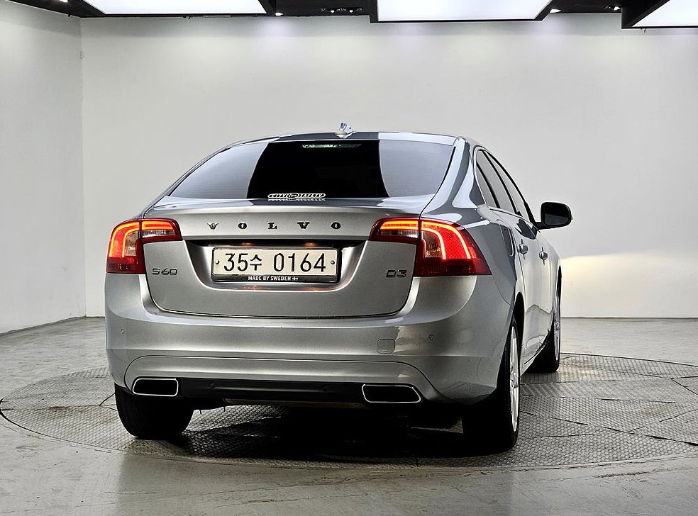 볼보 S60 D3 사진 3