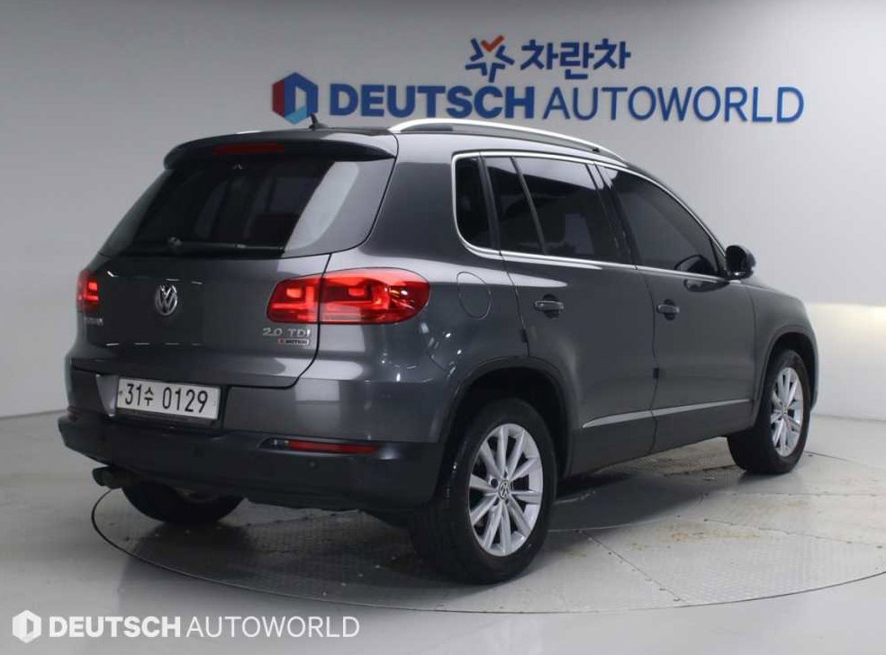 폭스바겐 티구안 2.0 TDI 프리미엄 사진 2
