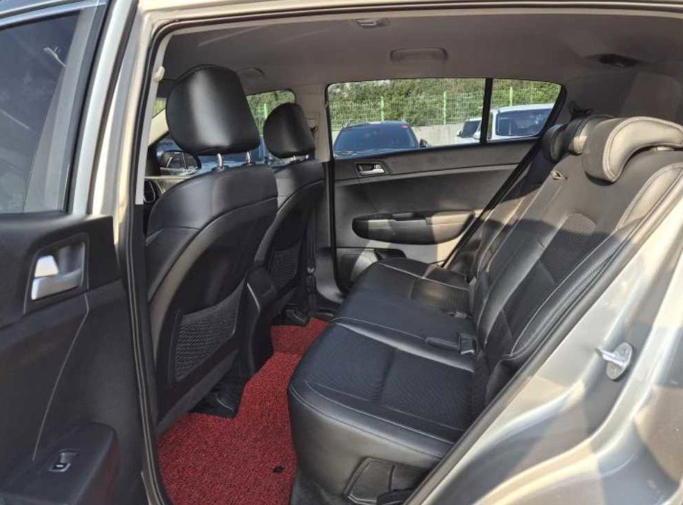 기아 스포티지 1.6 디젤 2WD 사진 7