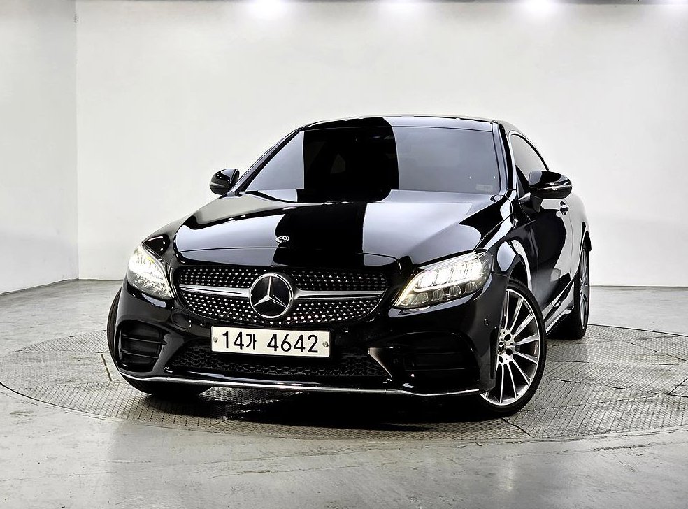 벤츠 C 클래스 C220 d 4MATIC 쿠페 사진 2