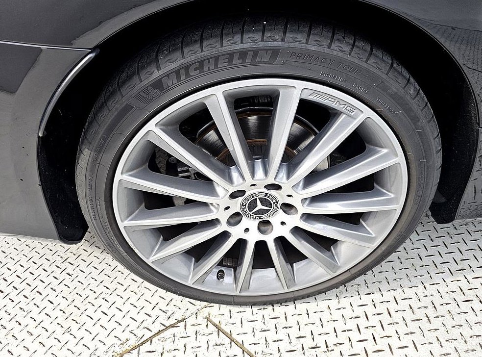 벤츠 C 클래스 C220 d 4MATIC 쿠페 사진 20
