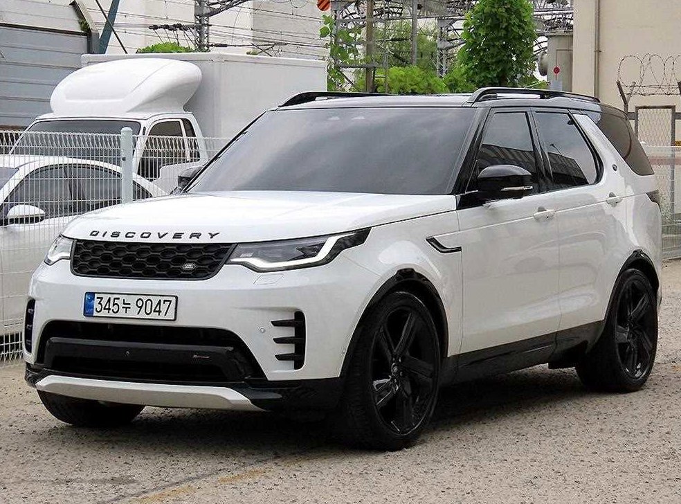 랜드로버 디스커버리 3.0 D300 R-다이나믹 HSE 사진 2