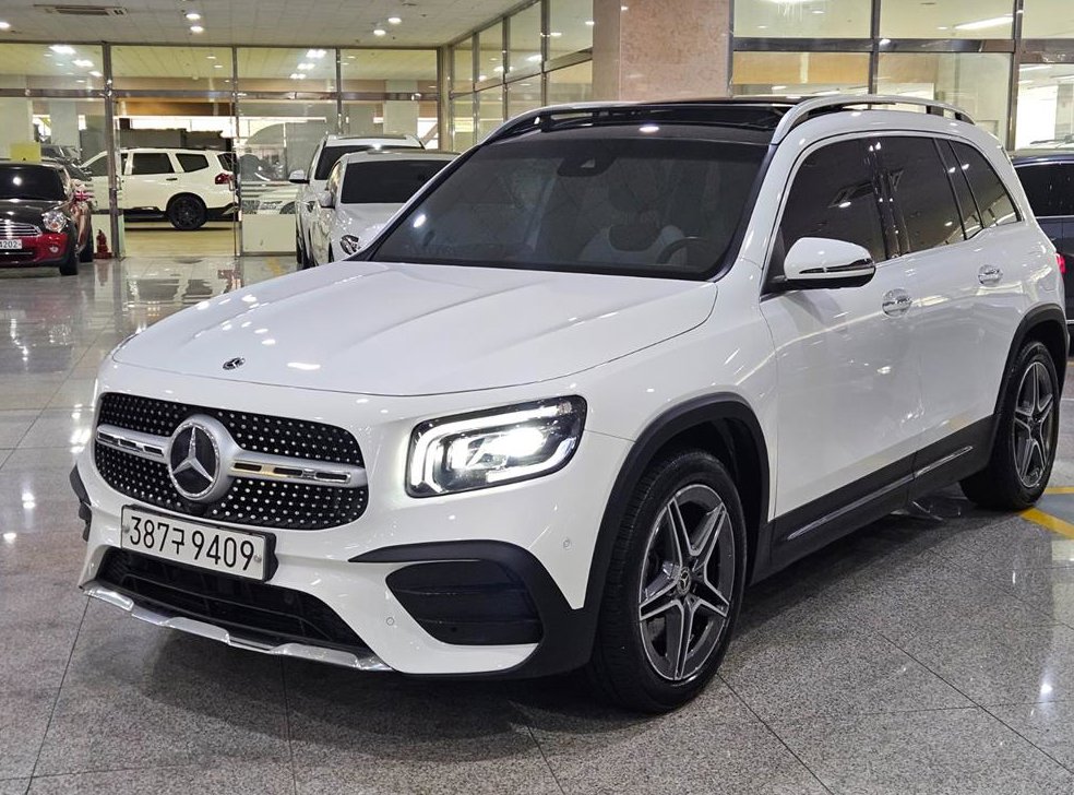 벤츠 GLB 클래스 GLB 250 4MATIC 사진 2