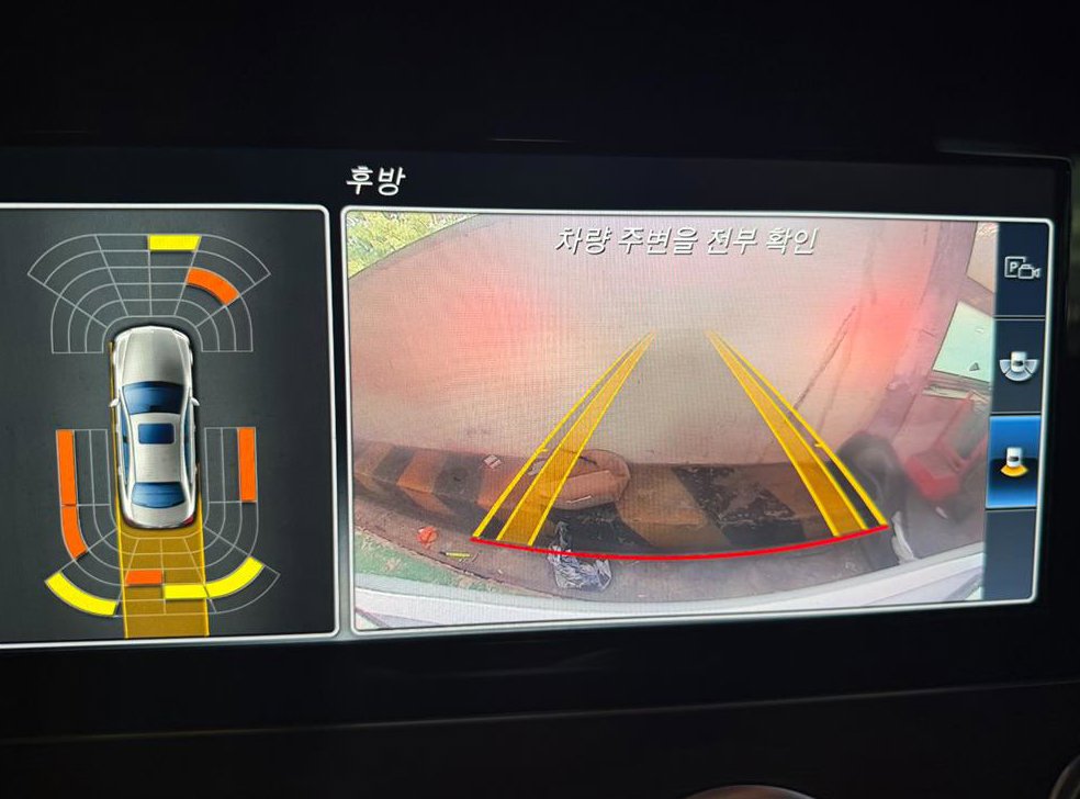벤츠 E 클래스 E220d 4MATIC 익스클루시브 사진 15