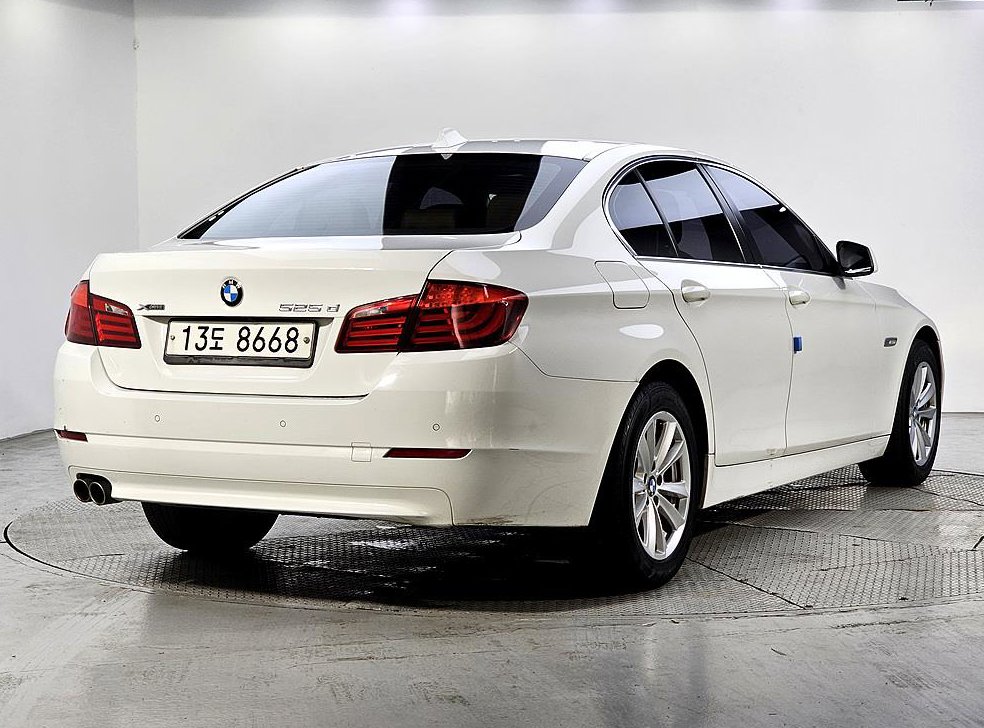 BMW 5시리즈 525d xDrive 사진 4