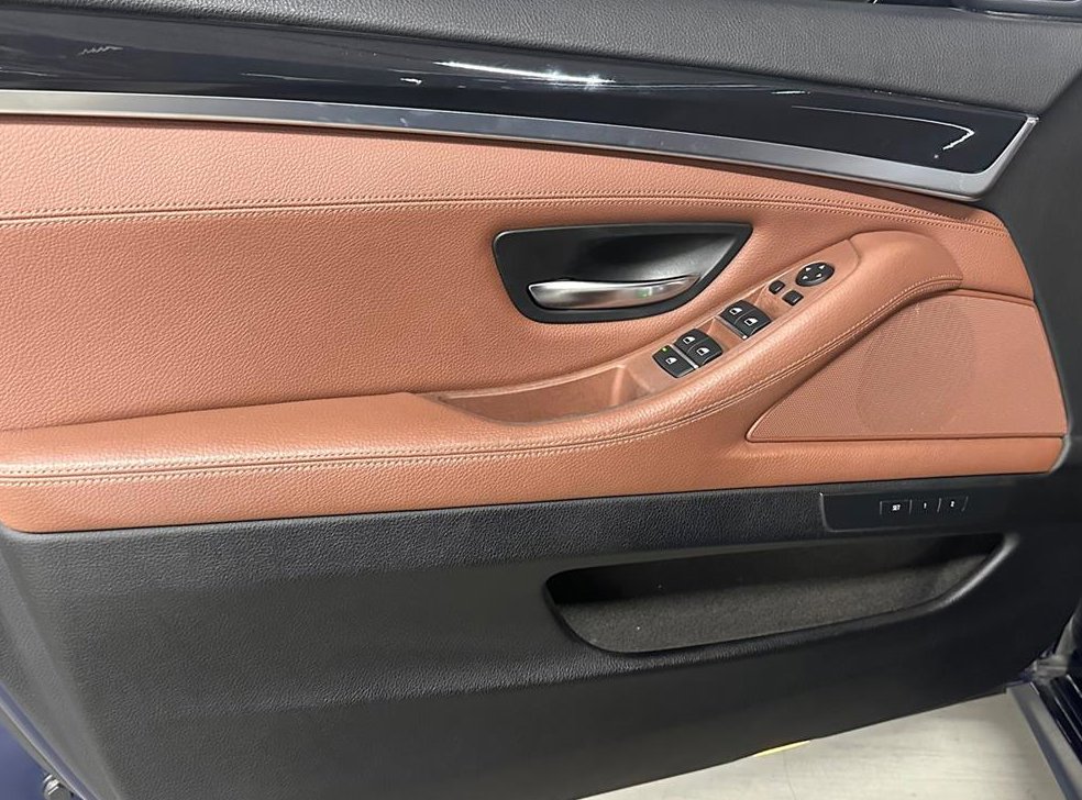 BMW 5시리즈 520d xDrive M 에어로다이나믹 사진 12