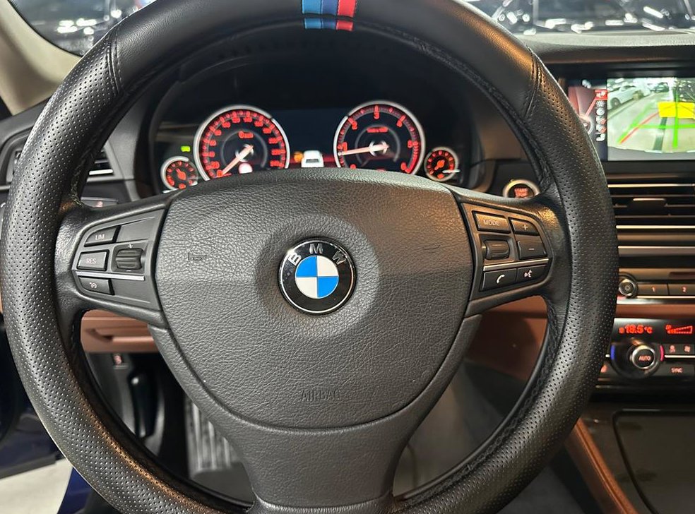 BMW 5시리즈 520d xDrive M 에어로다이나믹 사진 13