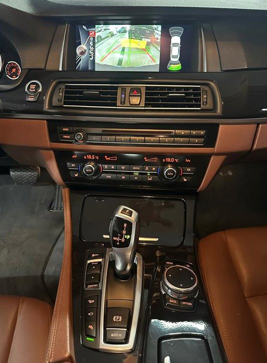 BMW 5시리즈 520d xDrive M 에어로다이나믹 사진 16