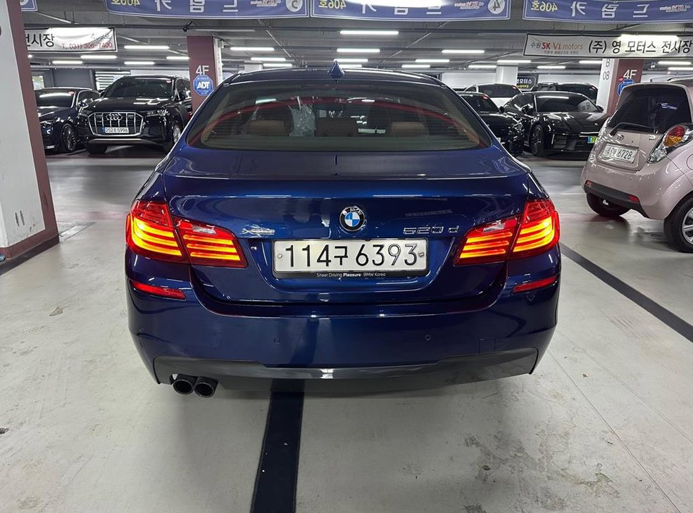 BMW 5시리즈 520d xDrive M 에어로다이나믹 사진 4