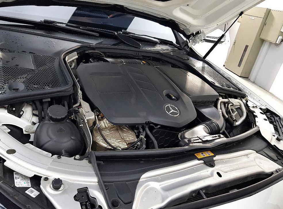벤츠 C 클래스 C220 d 4MATIC AMG Line 사진 6
