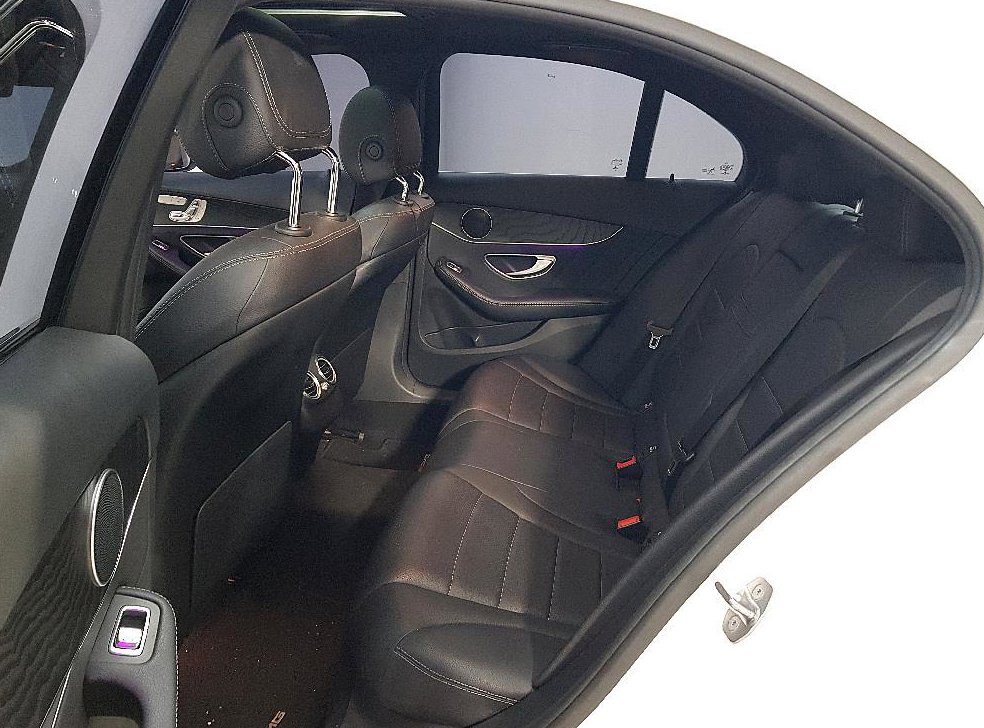 벤츠 C 클래스 C220 d 4MATIC AMG Line 사진 9