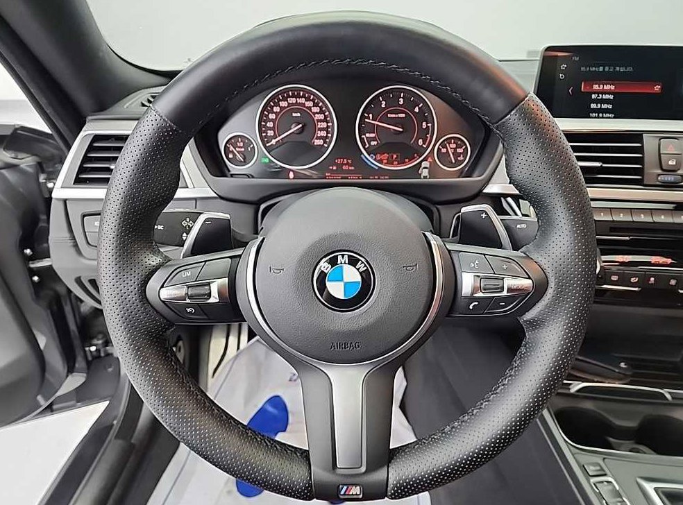 BMW 4시리즈 420d 쿠페 M 스포츠 사진 9