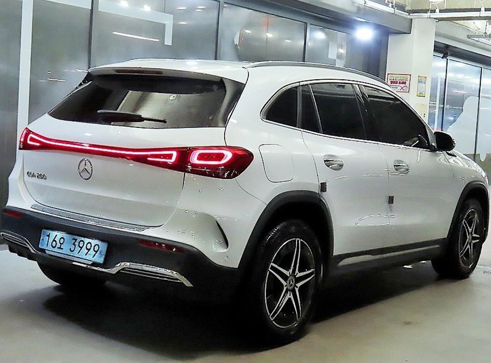 벤츠 EQA EQA 250 사진 4