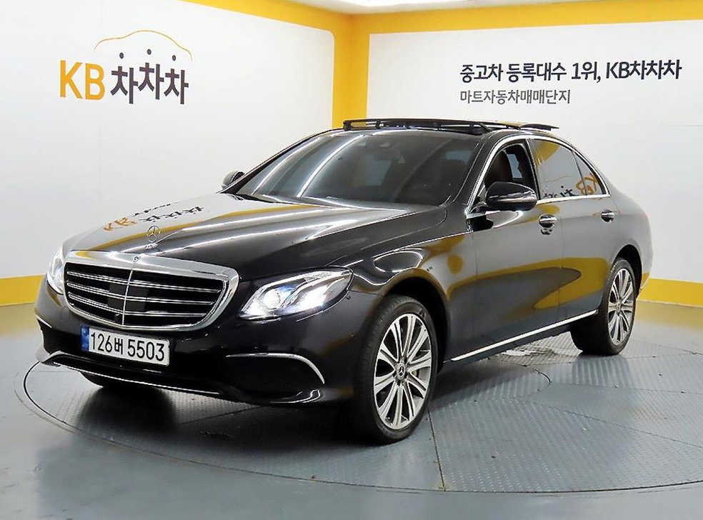 벤츠 E 클래스 E450 4MATIC 익스클루시브 사진 2