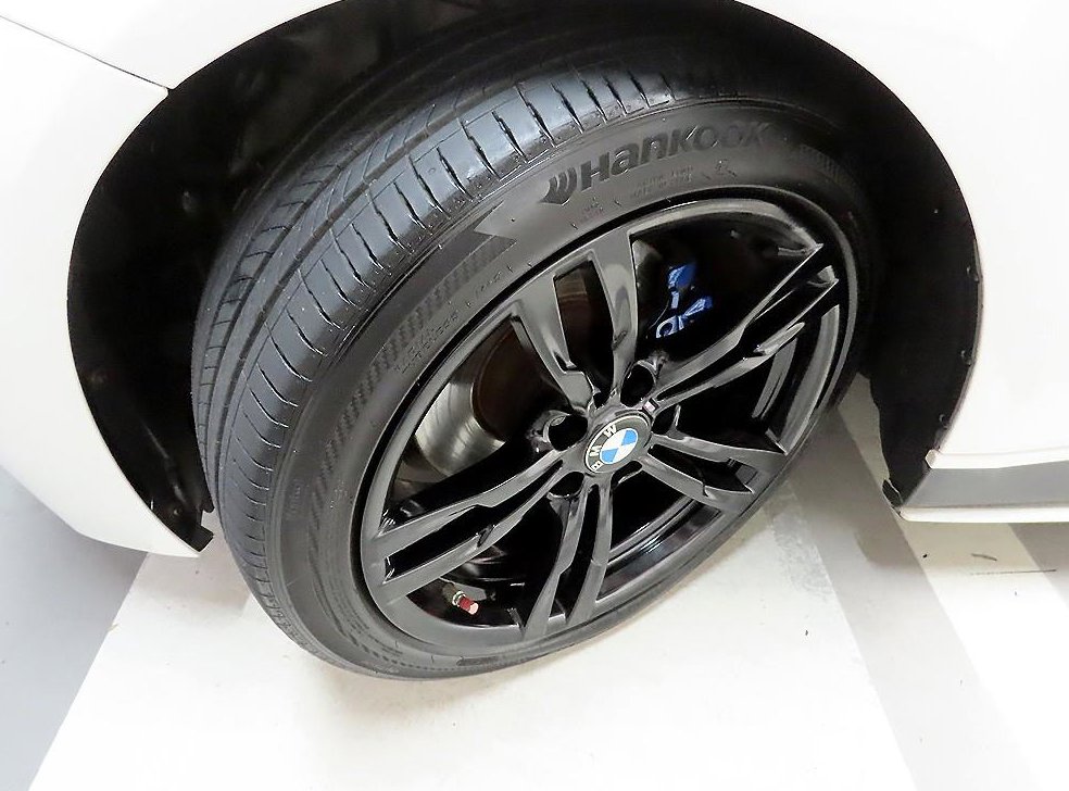 BMW 3시리즈 320d M 스포츠 사진 19