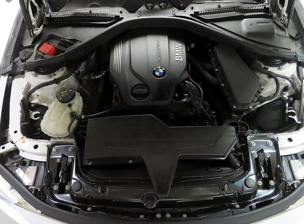 BMW 3시리즈 320d M 스포츠 사진 20