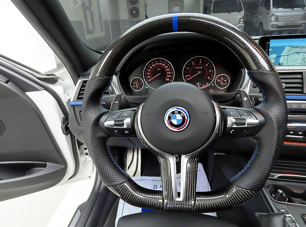 BMW 3시리즈 320d M 스포츠 사진 7