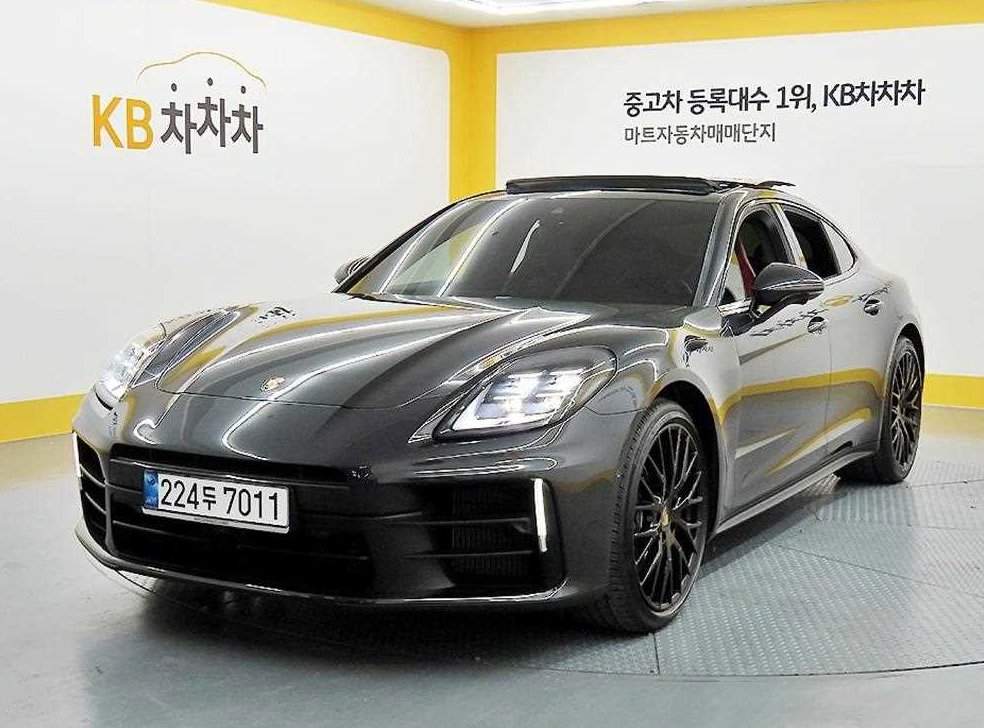 포르쉐 파나메라 2.9 4S 사진 2