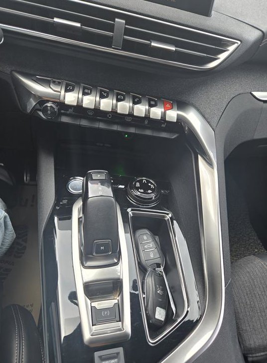 푸조 5008 1.5 BlueHDi GT 사진 16