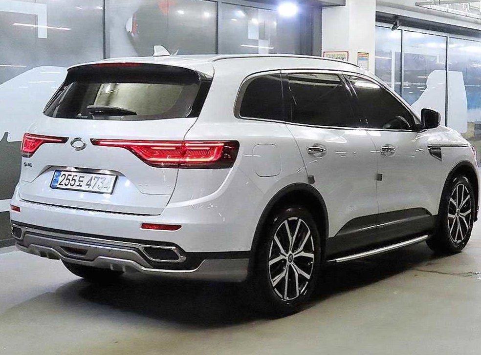 르노코리아(삼성) QM6 2.0 LPe RE 시그니처 2WD 사진 4