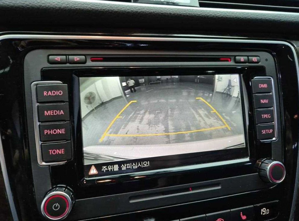 폭스바겐 파사트 2.0 TDI 사진 13