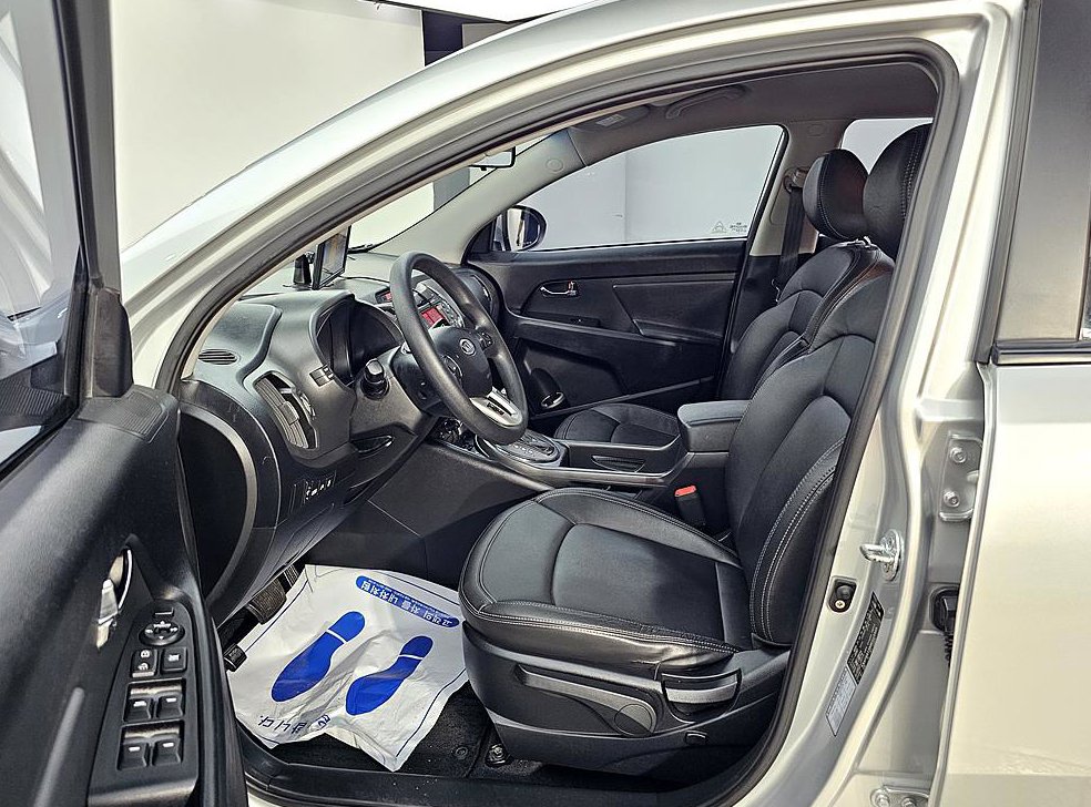 기아 스포티지 2WD TLX 사진 8