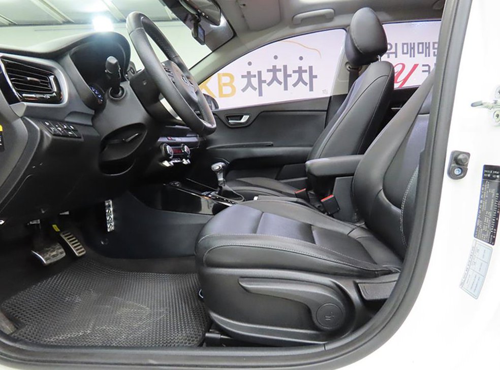 기아 스토닉 디젤 1.6 프레스티지 사진 5
