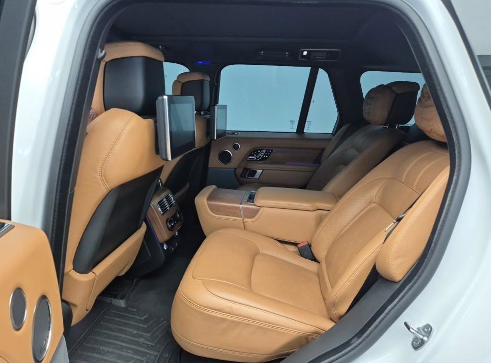 랜드로버 레인지로버 3.0 D350 AB SWB 사진 11