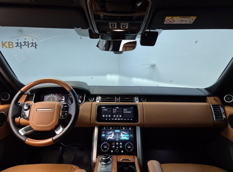 랜드로버 레인지로버 3.0 D350 AB SWB 사진 6
