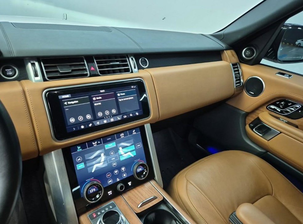 랜드로버 레인지로버 3.0 D350 AB SWB 사진 9