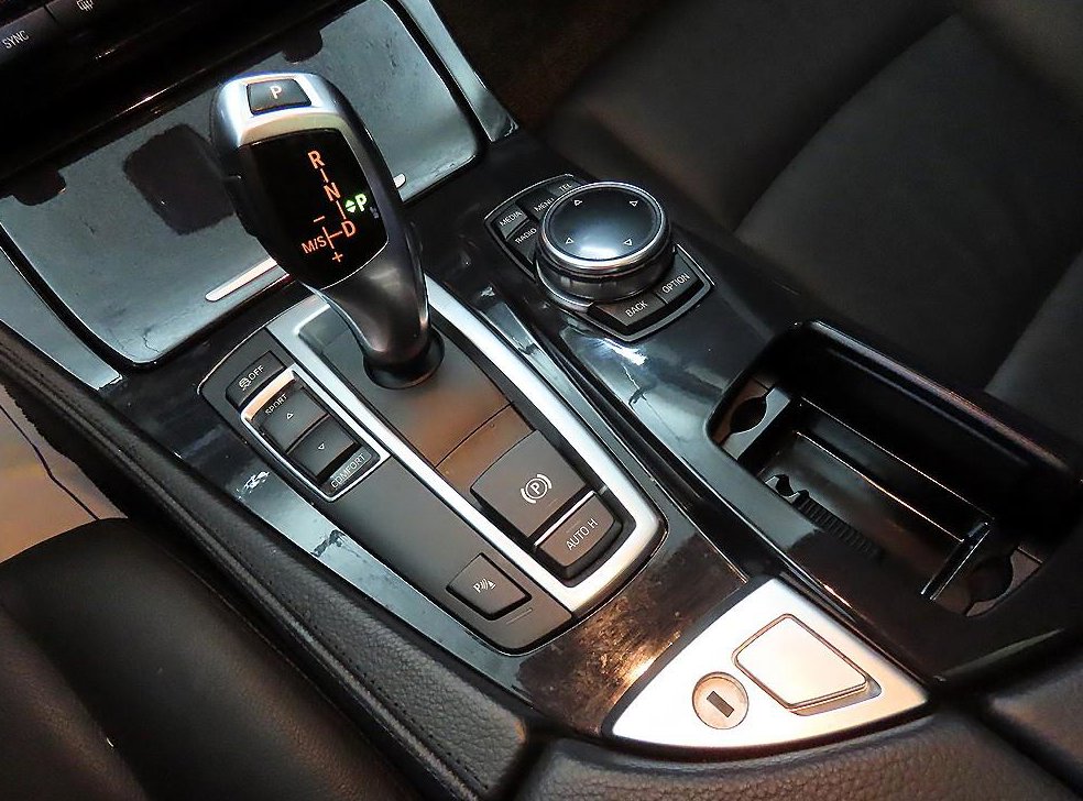 BMW 5시리즈 520d 사진 12
