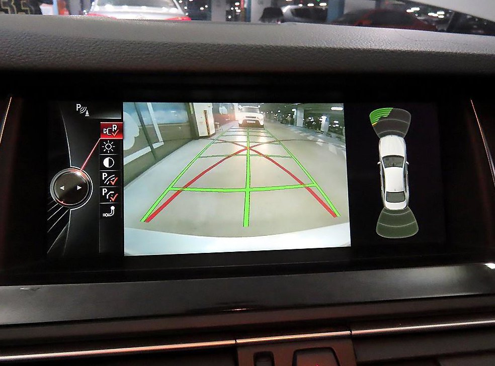 BMW 5시리즈 520d 사진 14