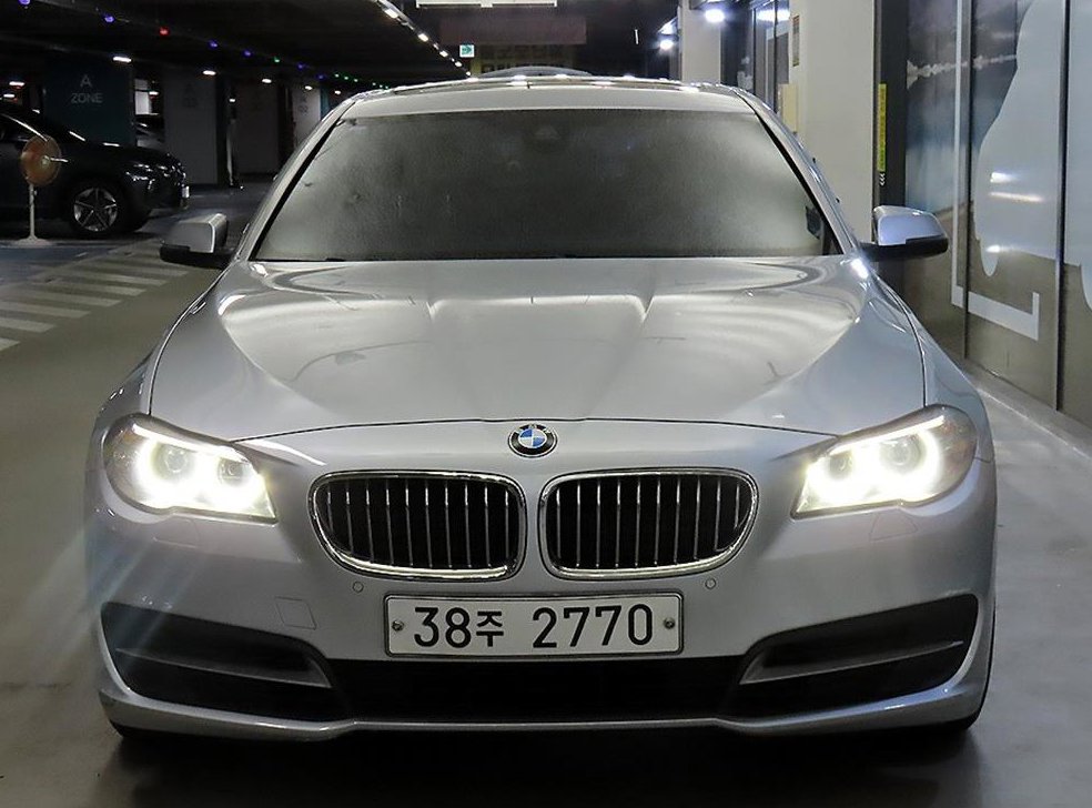 BMW 5시리즈 520d 사진 2