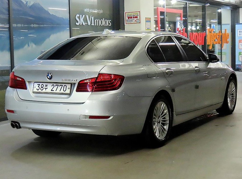 BMW 5시리즈 520d 사진 4