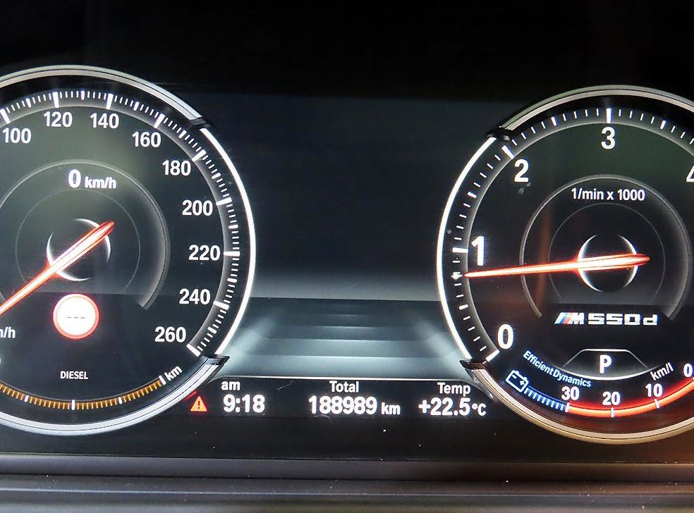 BMW 5시리즈 520d 사진 9
