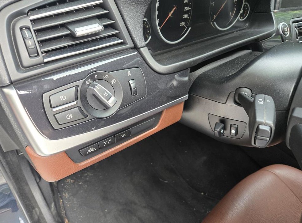 BMW 5시리즈 520d M 에어로다이나믹 프로 사진 14