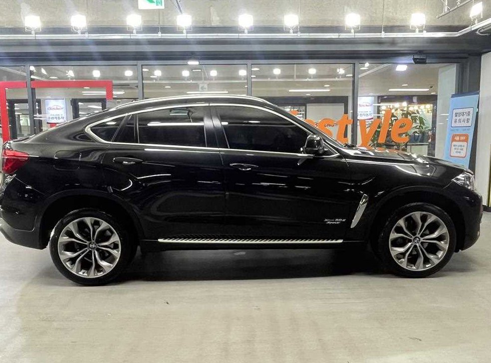 BMW X6 xDrive 30d 사진 3