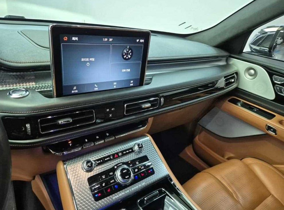 링컨 에비에이터 3.0 블랙라벨 AWD 사진 10