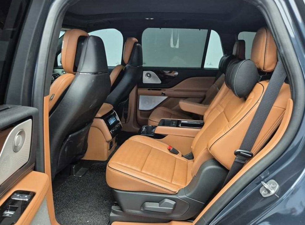 링컨 에비에이터 3.0 블랙라벨 AWD 사진 12